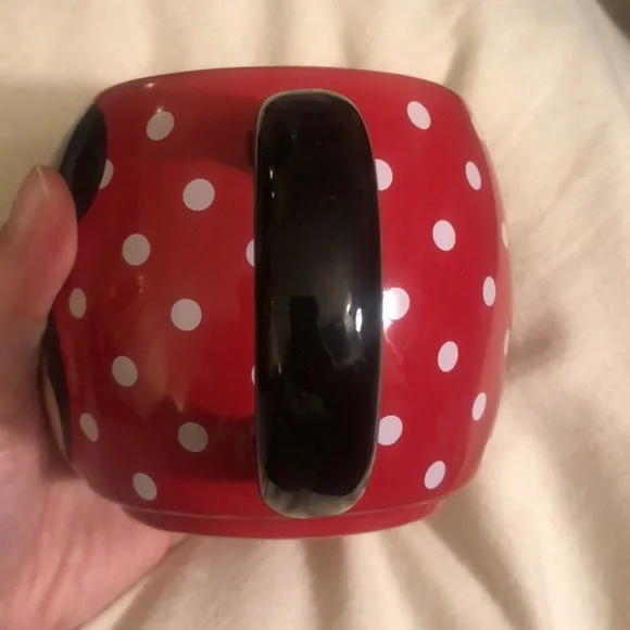 Darling Minnie Mouse Polkadot Mug! - Picture 8 of 11